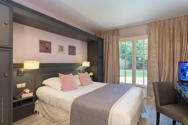 Logis Hotel & Restaurant - Lensotel Bagian luar foto