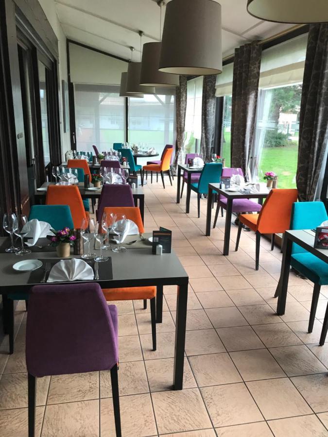 Logis Hotel & Restaurant - Lensotel Bagian luar foto