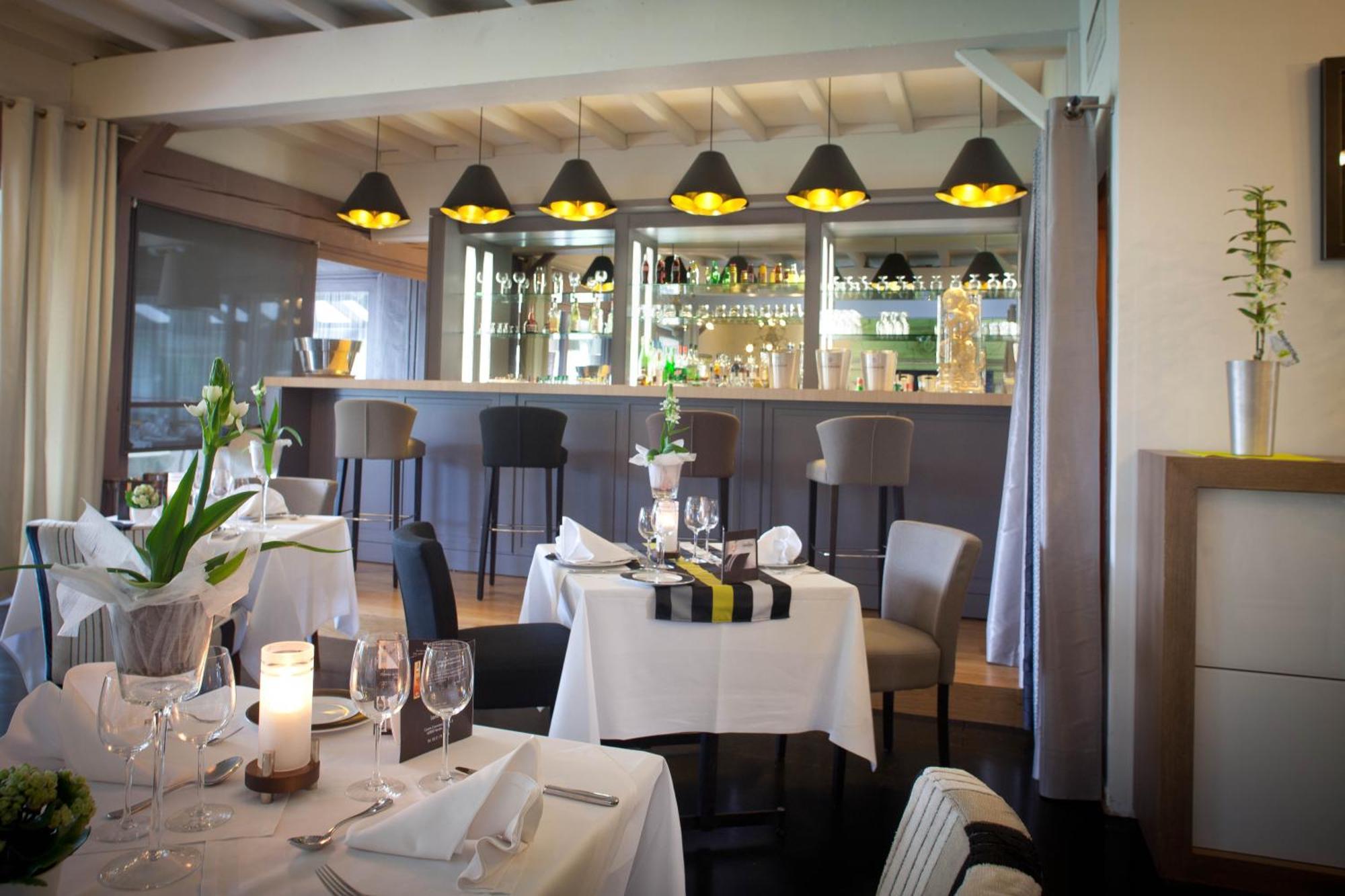 Logis Hotel & Restaurant - Lensotel Bagian luar foto